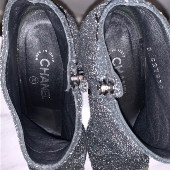 Chanel Grey Suede CC Ankle Boots - Picture 4 of 6
